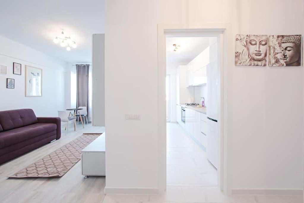 Reverie Silent & Intimate Apartment *